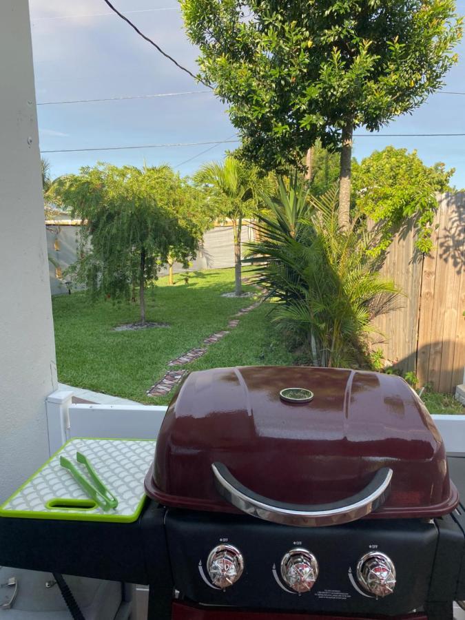 Cozy Studio Near Atlantic Ave W/Private Patio Apartman Delray Beach Kültér fotó